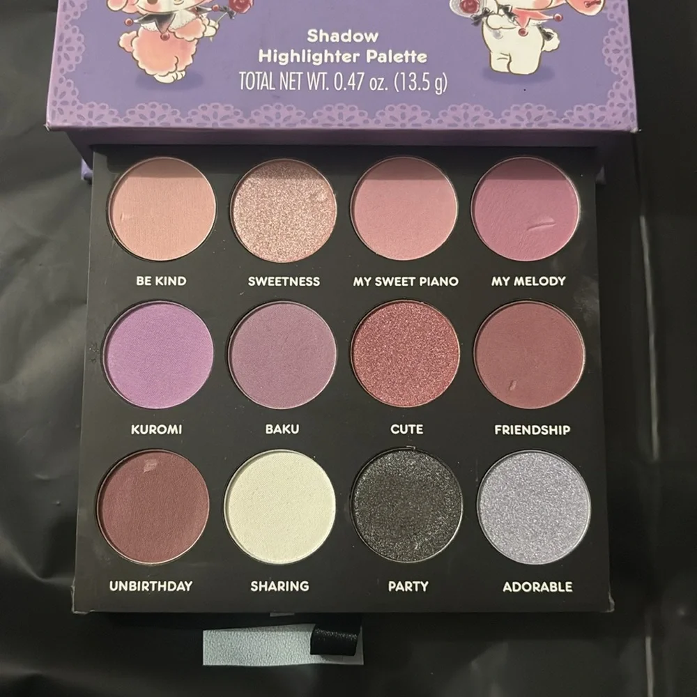 My‎ Melody & Kuromi Cute Party Eyeshadow & Highlighter Palette Hot Topic Sanrio